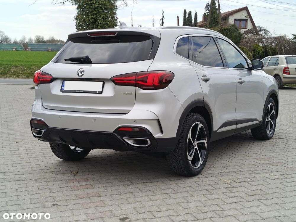 MG HS 1.5 T-GDI Excite DCT - 9