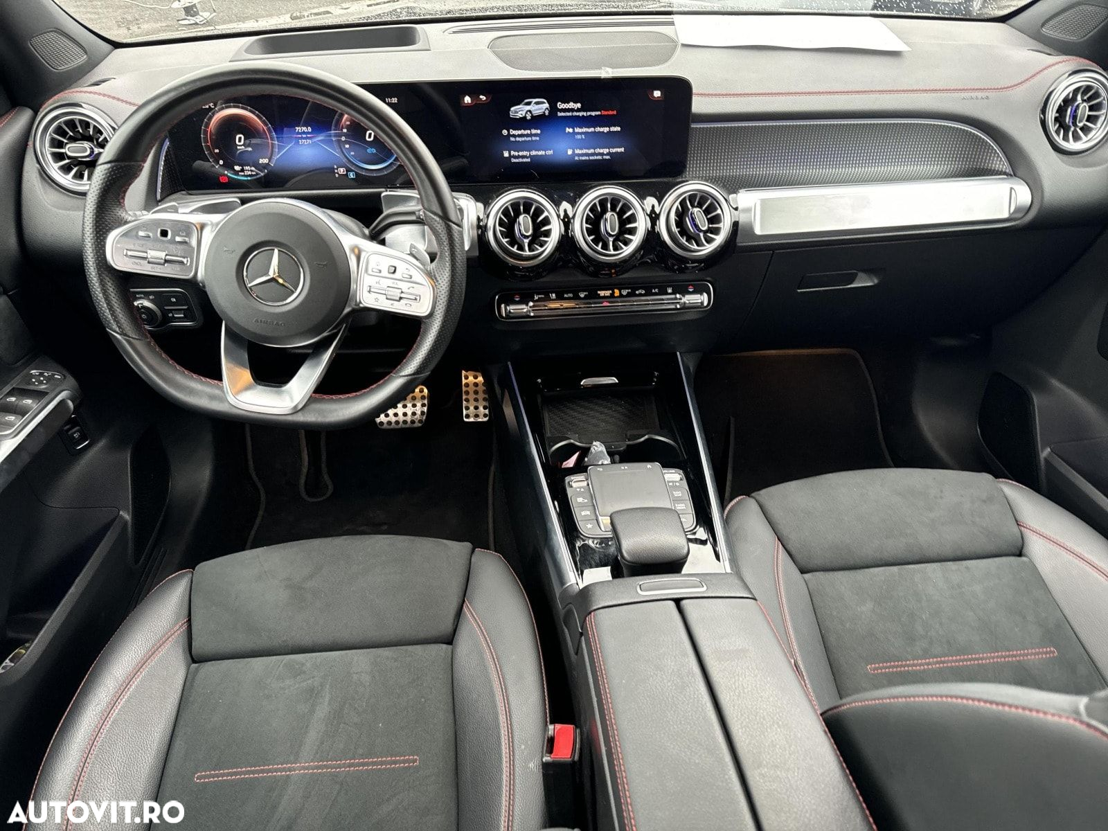 Mercedes-Benz EQB 300 4MATIC - 11