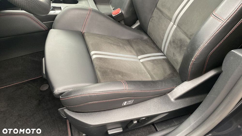 Ford Focus 2.3 EcoBoost ST X - 16