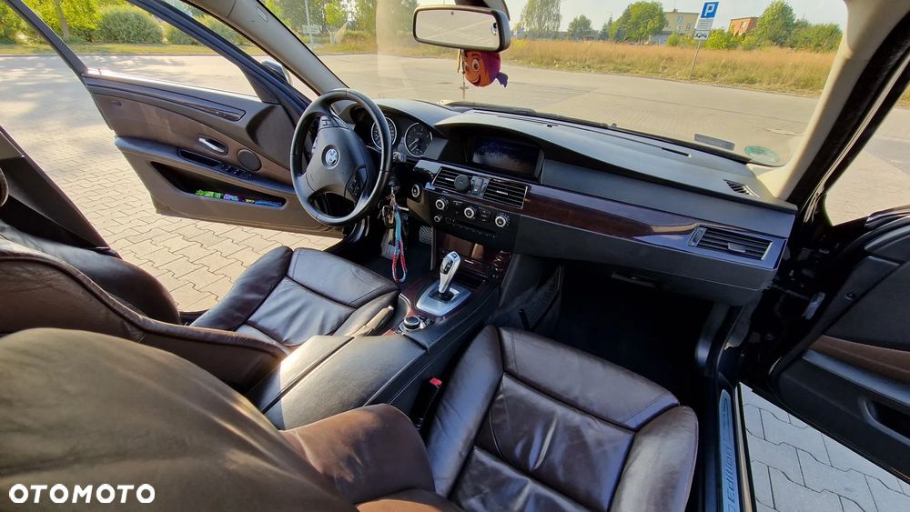 BMW Seria 5 535d Edition Exclusive - 13
