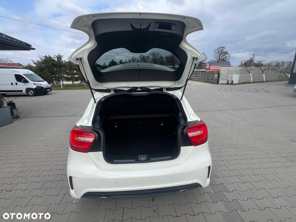 Mercedes-Benz Klasa A 180 AMG Line - 20