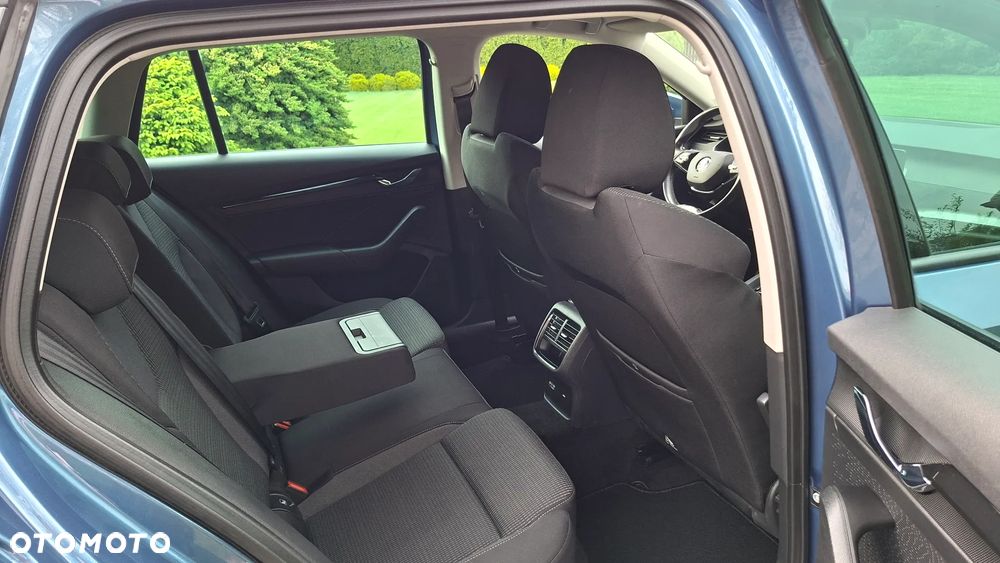 Skoda Octavia 2.0 TDI SCR Ambition DSG - 12