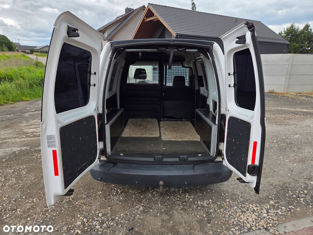 Volkswagen Caddy - 9