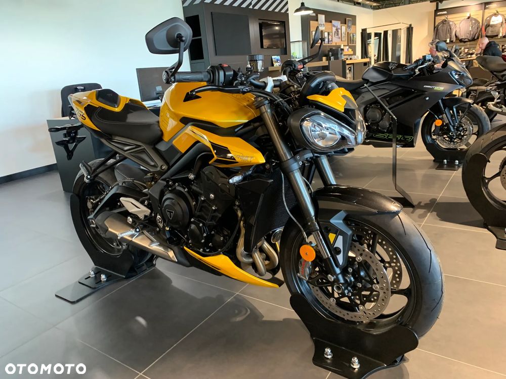 Triumph Street Triple - 2