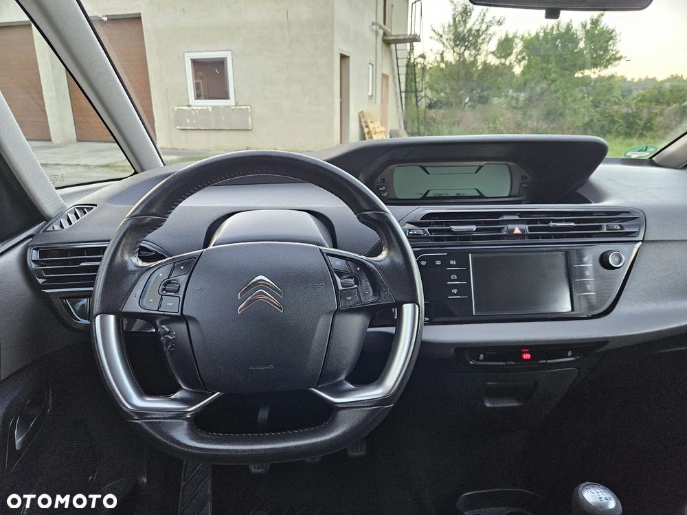 Citroën C4 Picasso 1.2 PureTech Attraction - 16