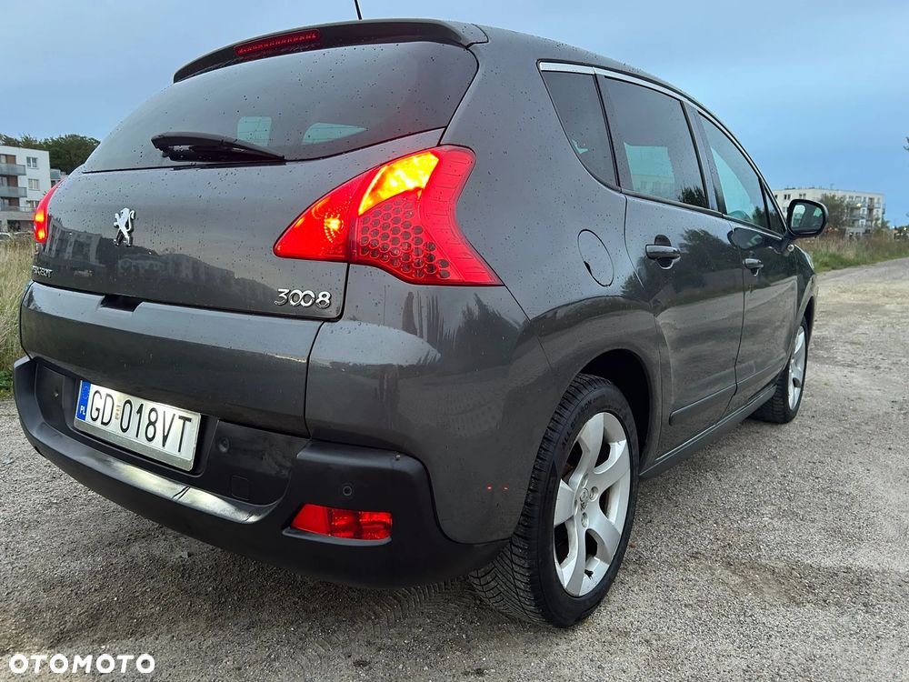 Peugeot 3008 1.6 HDi Premium - 3