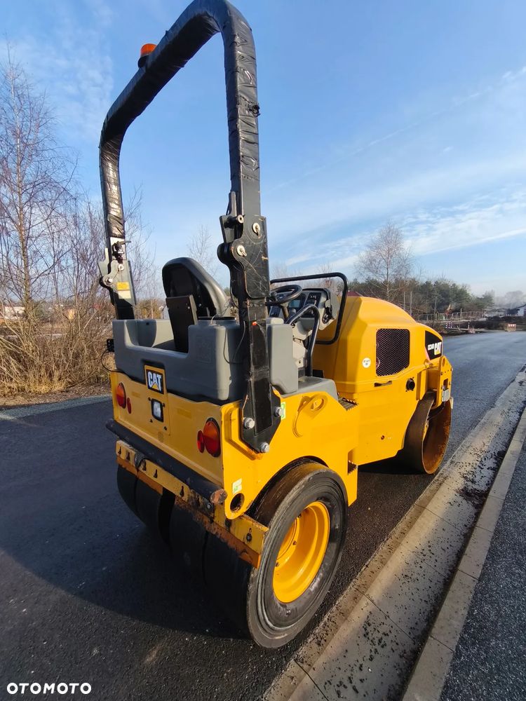 Caterpillar CC34B - 5