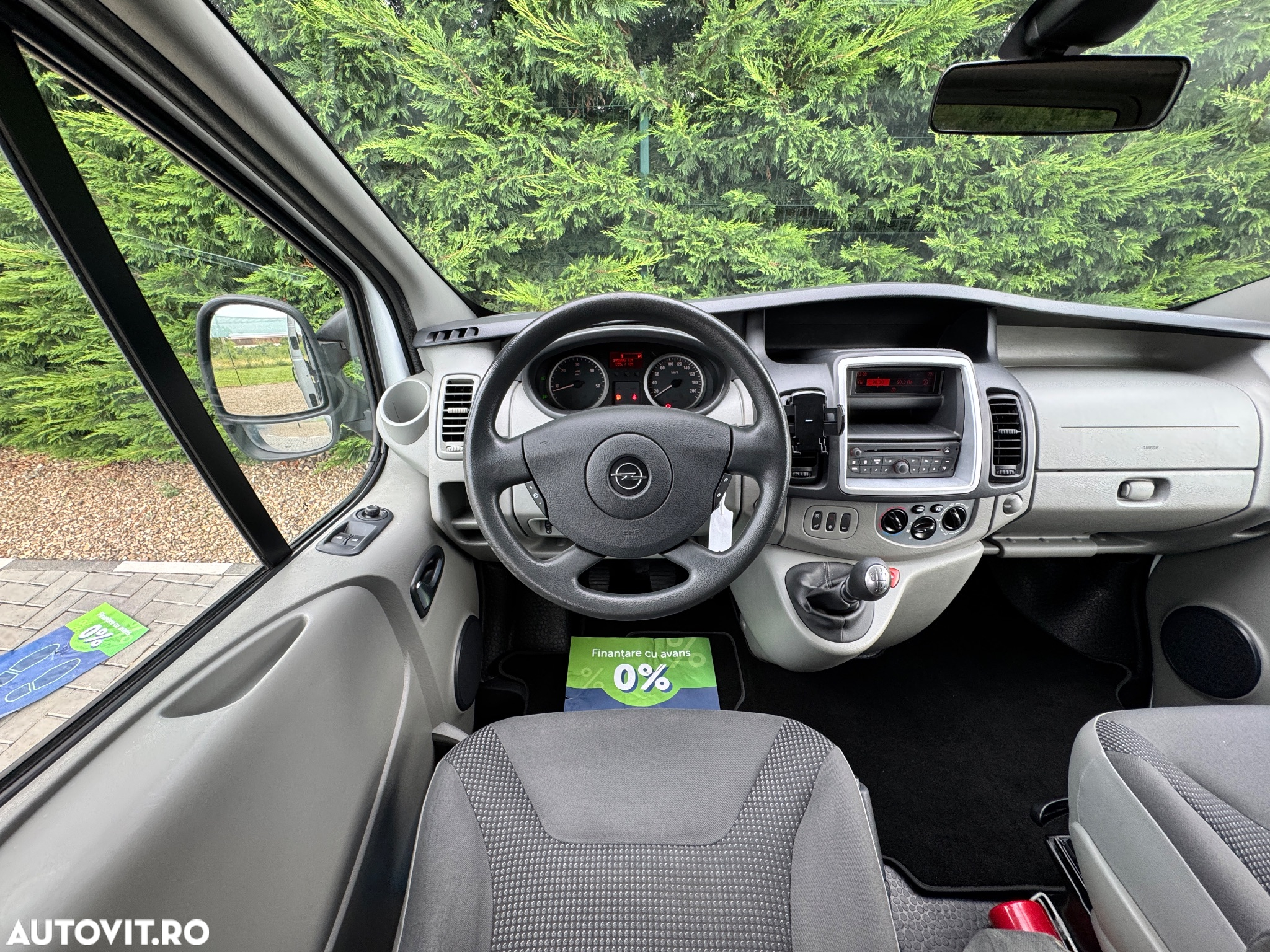 Opel Vivaro - 15