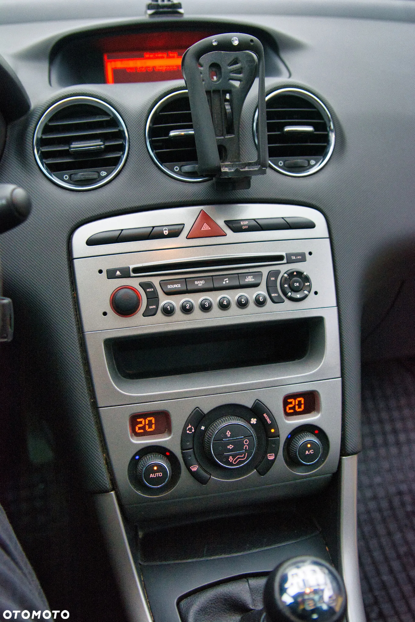 Peugeot 308 1.6 HDi Premium - 24