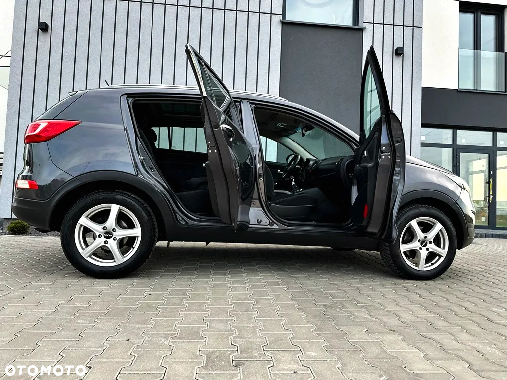 Kia Sportage 1.7 CRDI 2WD ISG Dream-Team Edition - 38