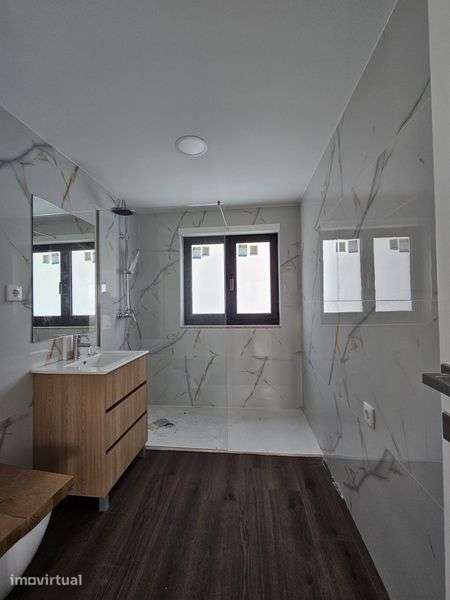 Alugo 4 apartamentos T1 - Grande imagem: 3/4