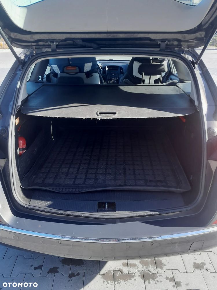 Opel Astra 1.6 CDTI Essentia - 25