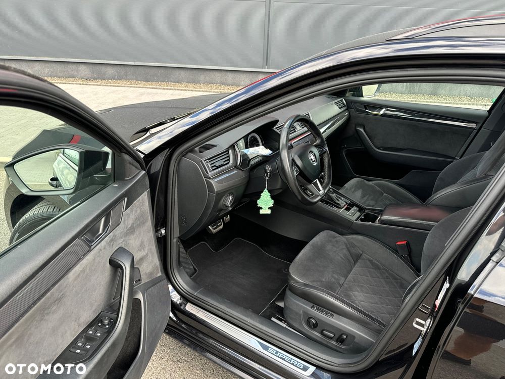 Skoda Superb 2.0 TDI Sportline DSG7 - 6