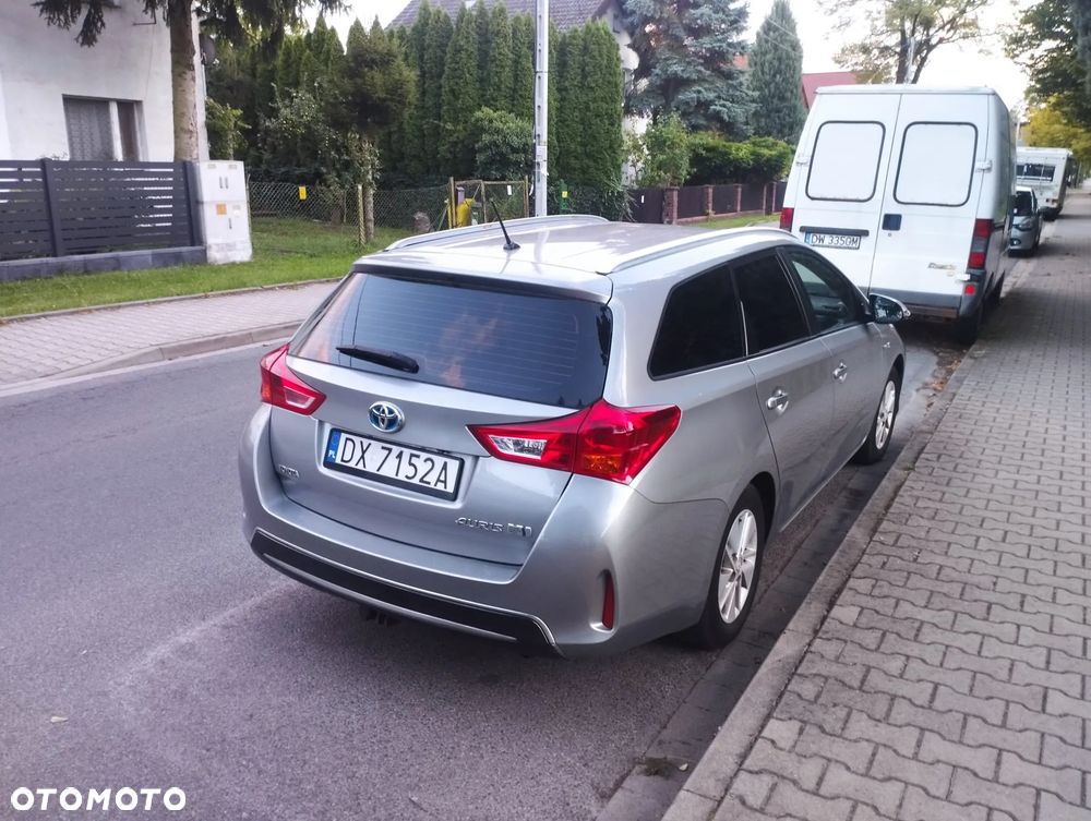 Toyota Auris 1.8 HSD Luna - 5