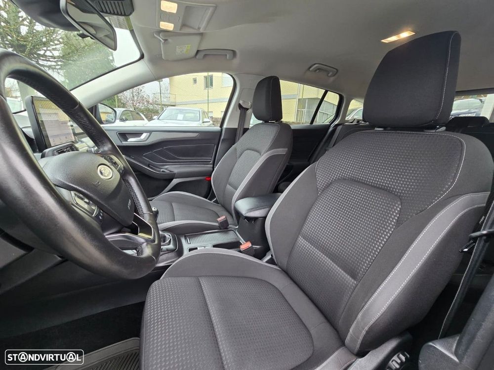 Ford Focus SW 1.0 EcoBoost Active - 12