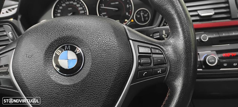 BMW 318 d Auto Line Sport - 32