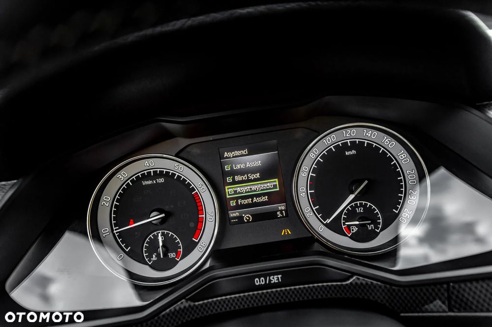 Skoda Superb 2.0 TSI DSG SportLine - 30