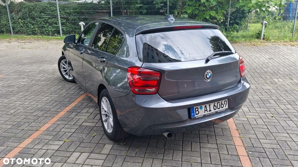 BMW Seria 1 118i Sport Line - 4