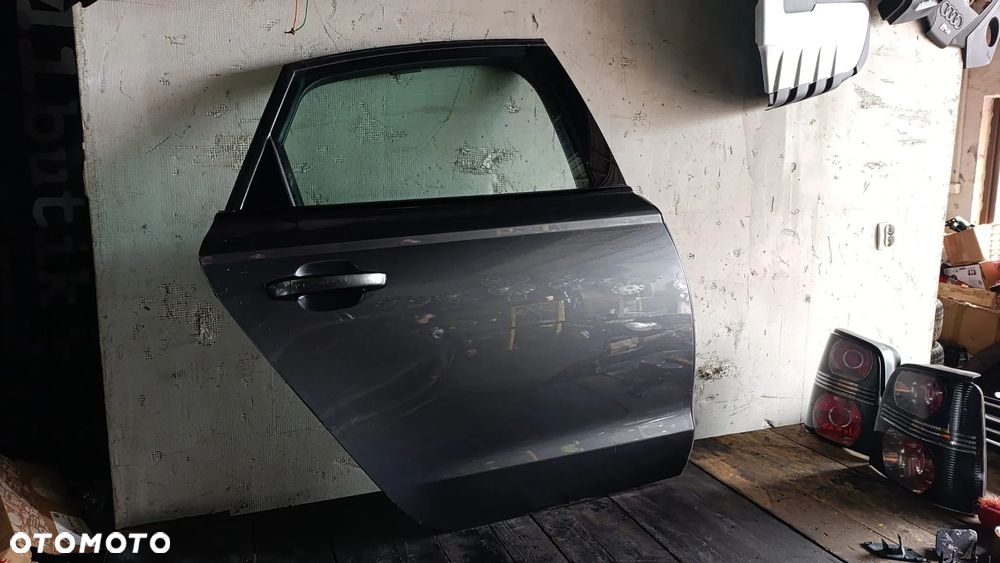 Prawe Drzwi Tylne Prawy Tył AUDI A6 C7 Sedan