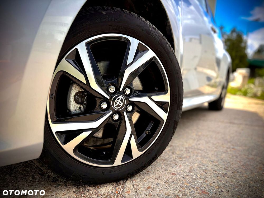 Toyota Yaris Hybrid 1.5 Style - 3