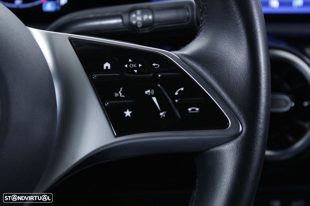 Mercedes-Benz CLA 180 d Shooting Brake Progressive Aut. - 24