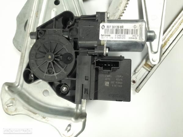 Elevador Frente Dto Renault Megane Iii Hatchback Van (Bz_) - 2