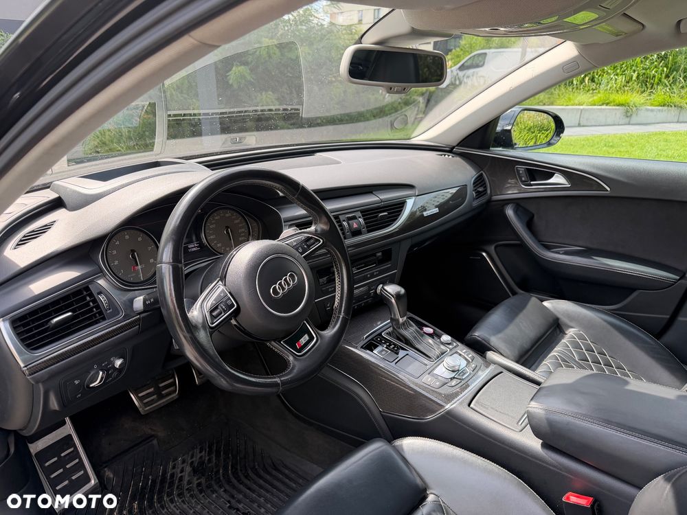 Audi S6 Limousine - 12