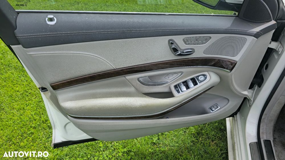 Mercedes-Benz S 500 4MATIC Aut - 4