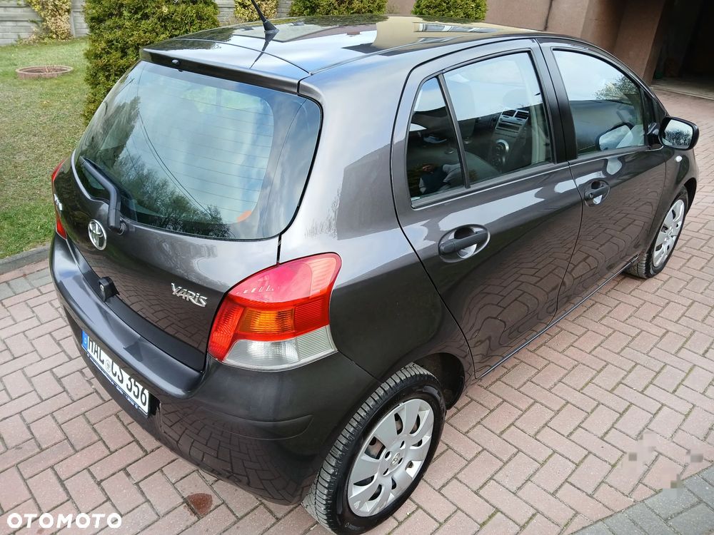 Toyota Yaris 1.33 VVT-i Life - 16