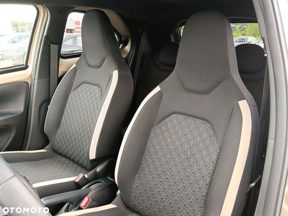Toyota Aygo X - 11