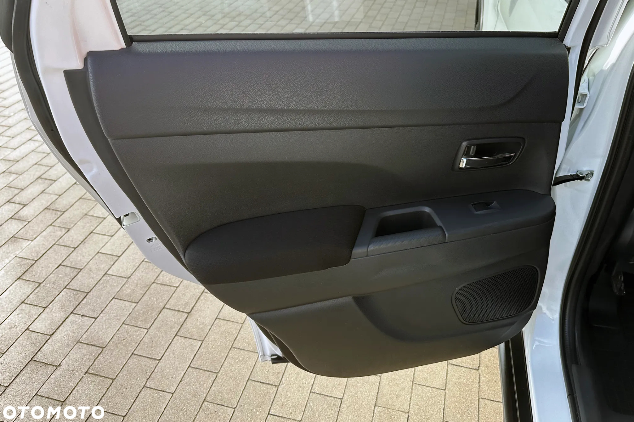 Mitsubishi ASX - 30