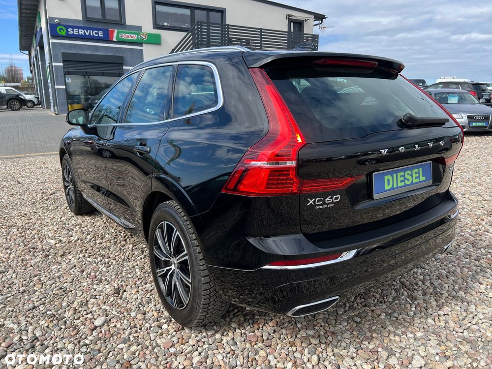 Volvo XC 60 D3 Drive-E R-Design Momentum - 4