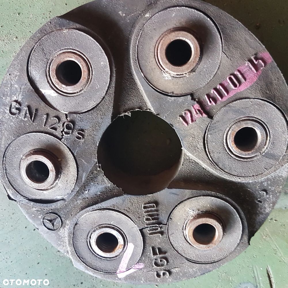 wał podpora wału tłumik drgań mercedes w124 w220. posiadam wszystkie części - 8