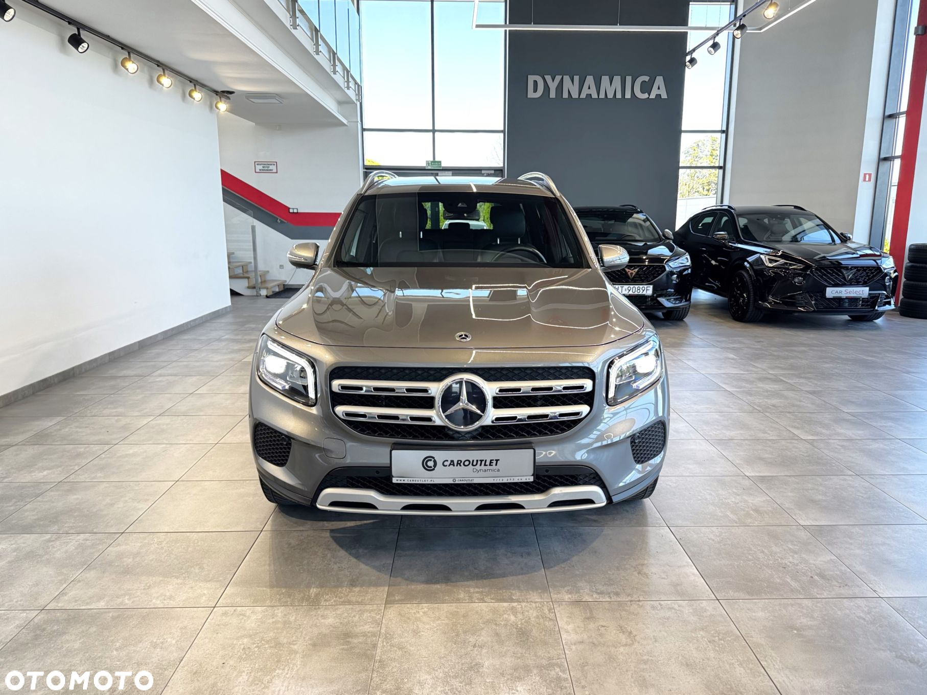 Mercedes-Benz GLB - 4