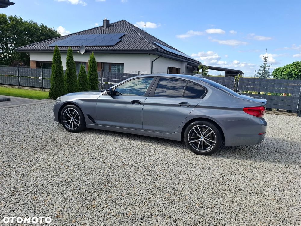 BMW Seria 5 520d Efficient Dynamics - 9