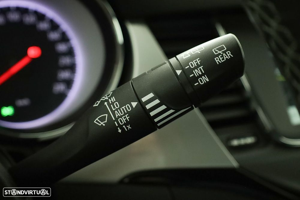 Opel Astra 1.2 T GS Line S/S - 18