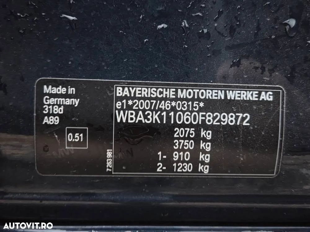 BMW Seria 3 318d Touring Blue Performance - 22