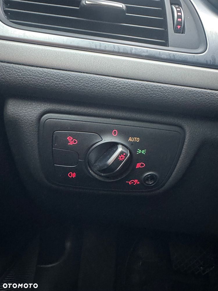 Audi A6 Avant 2.0 TDI Ultra DPF S tronic - 25