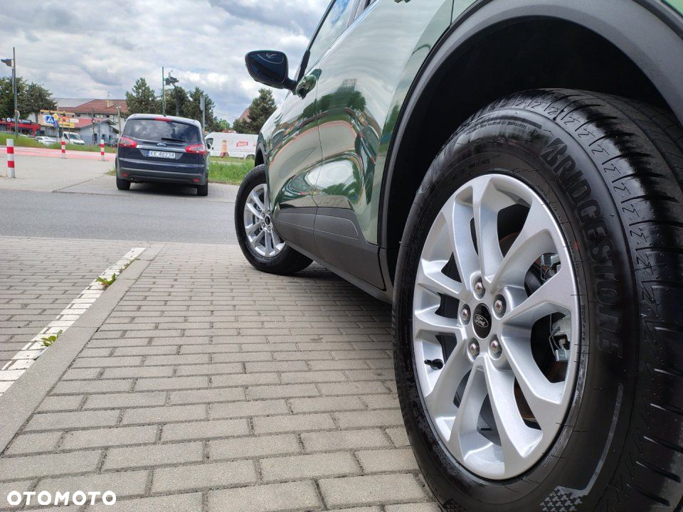 Ford Kuga - 27
