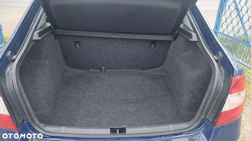 Skoda RAPID 1.2 MPI Active - 7