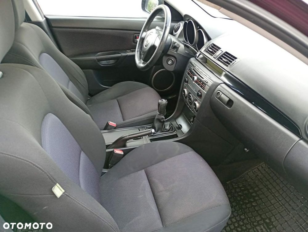 Mazda 3 - 10