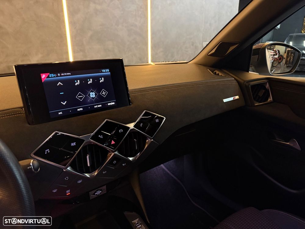 DS DS3 E-TENSE PERFORMANCE LINE + - 42