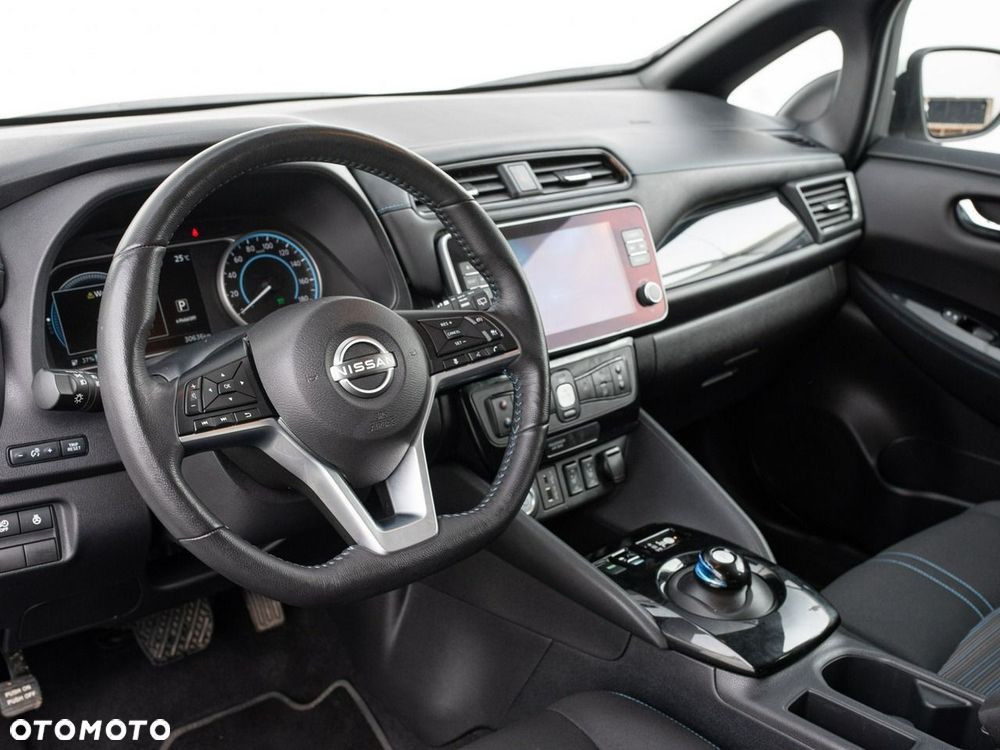 Nissan Leaf 40kWh N-Connecta - 8