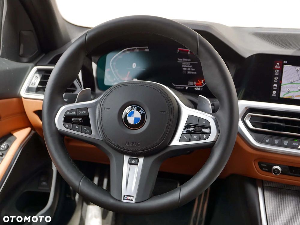 BMW Seria 3 330i xDrive M Sport sport - 13