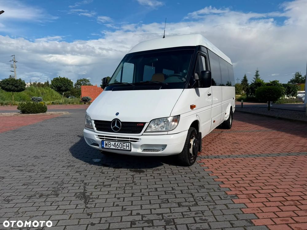 Mercedes-Benz Sprinter - 5