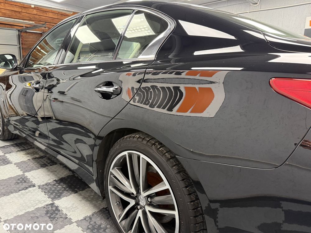 Infiniti Q50 2.2d - 32