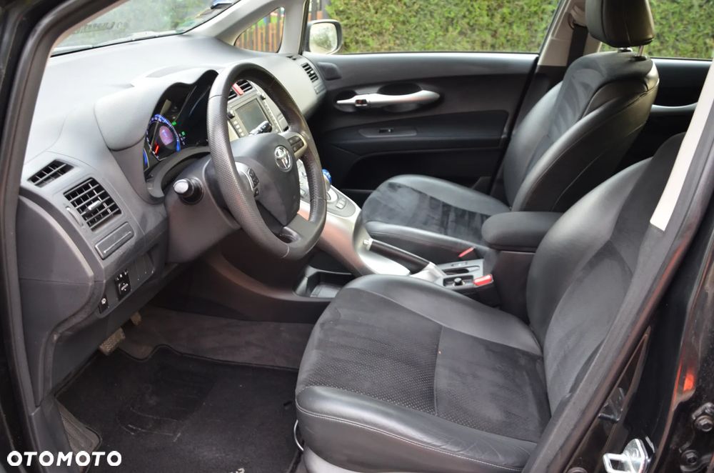 Toyota Auris - 18