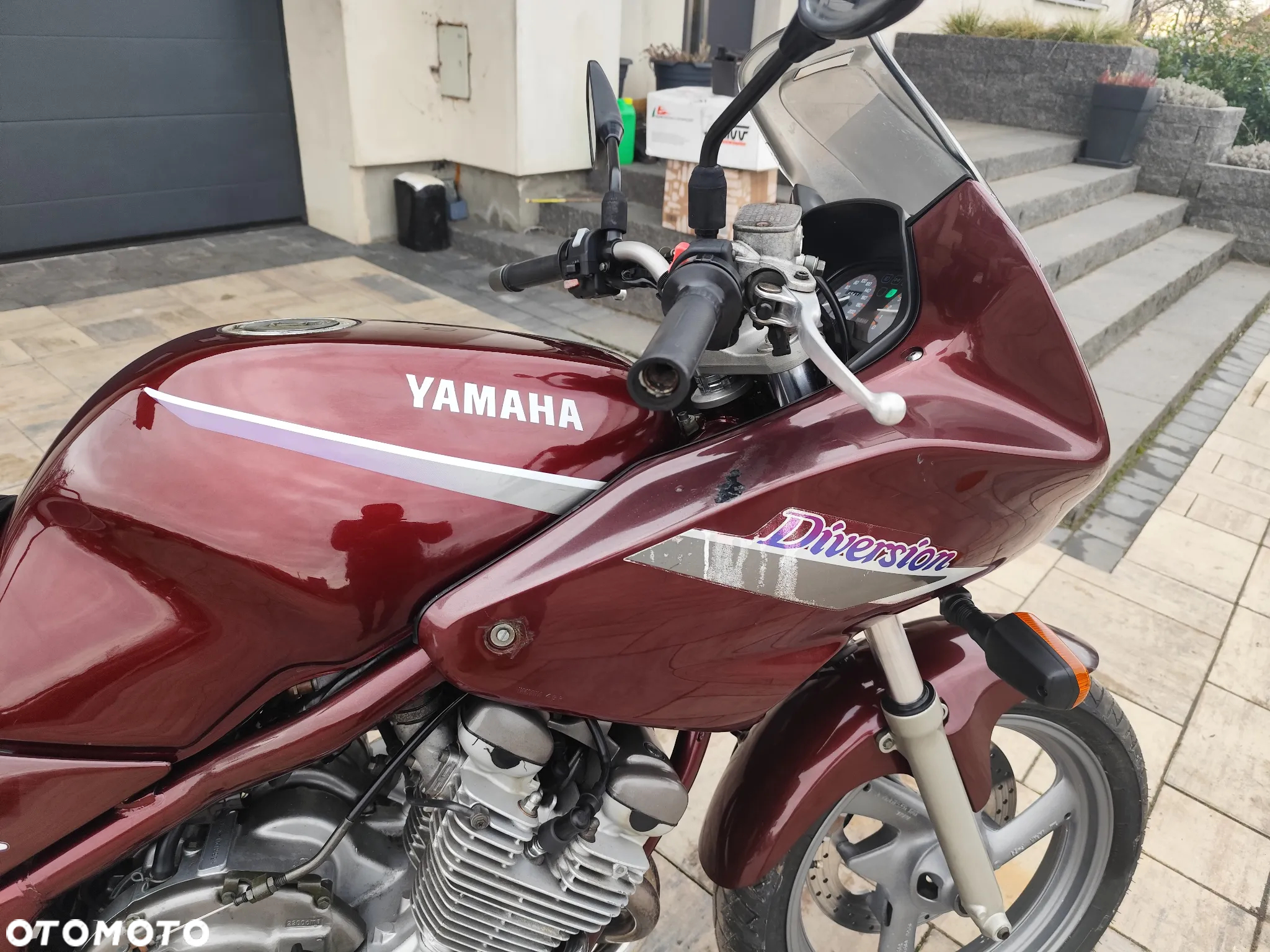 Yamaha XJ - 18