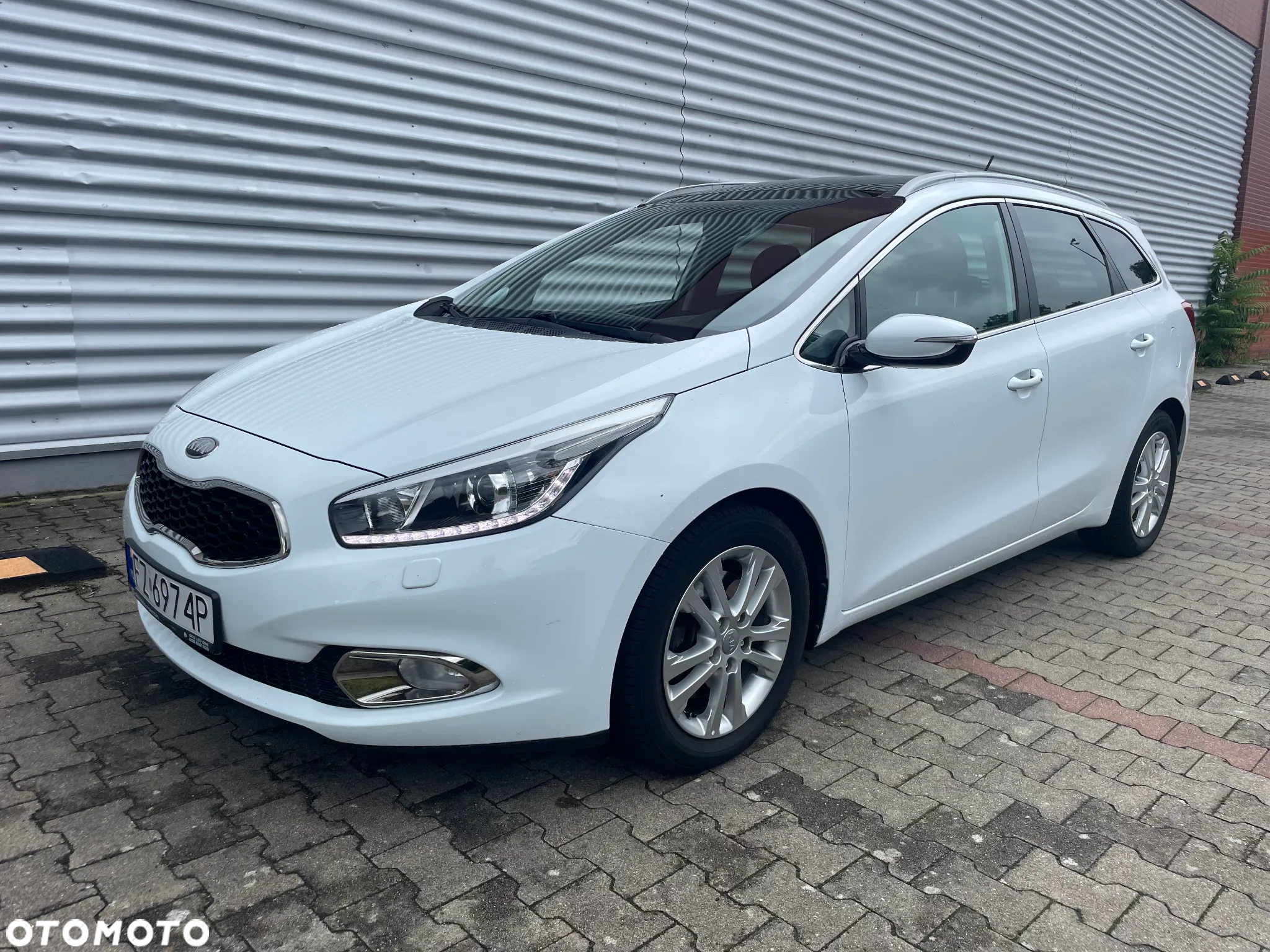 Kia Ceed Cee'd 1.6 GDI XL DCT - 3