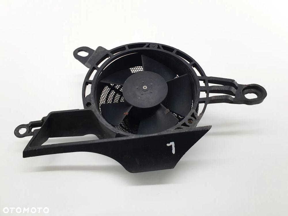 WENTYLATOR CHLODNICY WIATRAK  DUCATI DIAVEL - 2